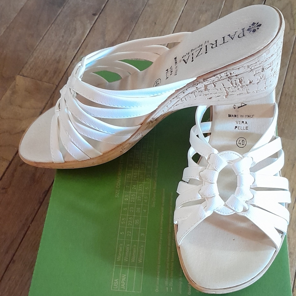 Italian Shoemakers White Leather Wedge Sandals Patrizia By SpringStep